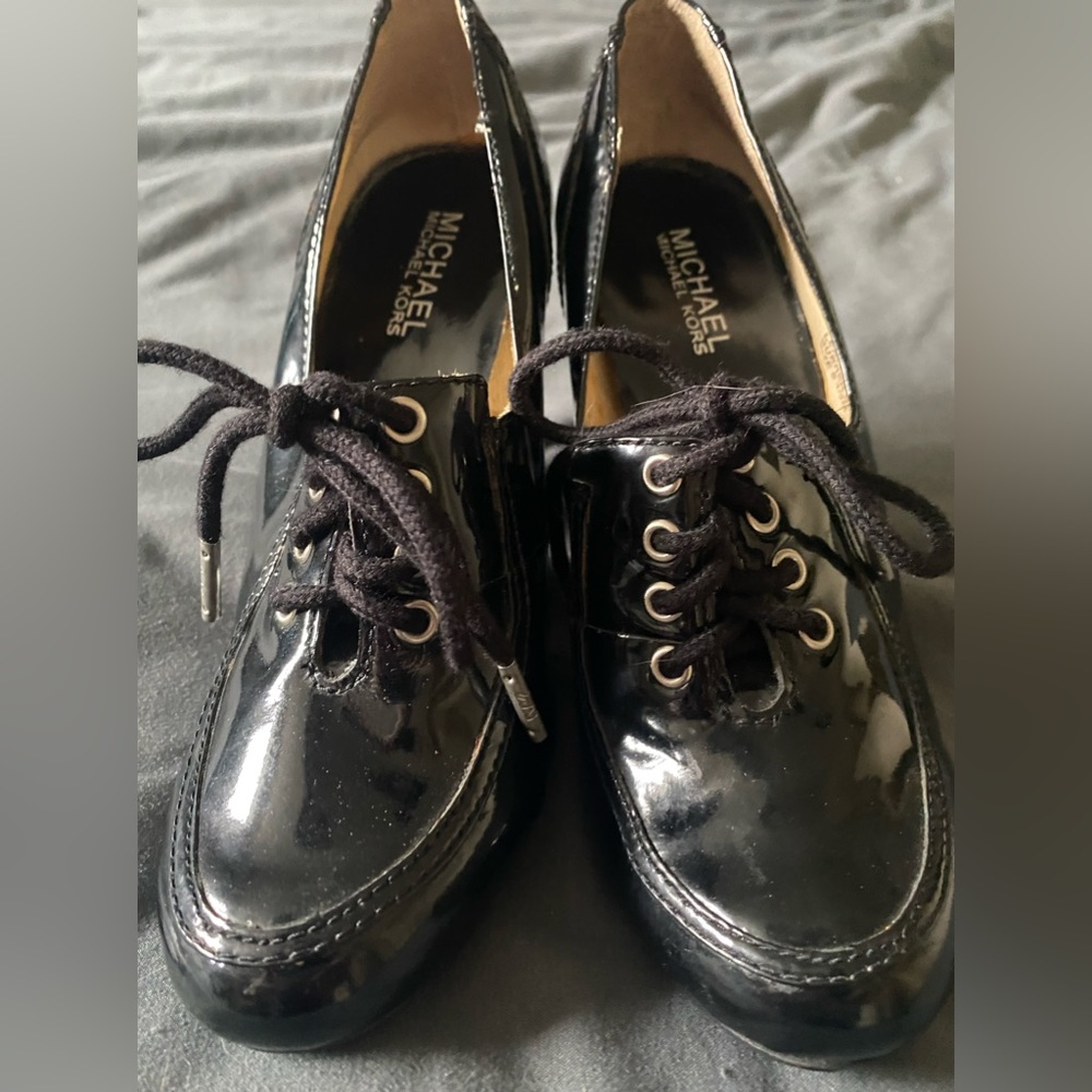 Michael Kors Oxford shoe